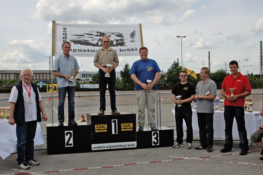 nach tollen Kämpfen - Siegerehrung Gruppe G4.jpg