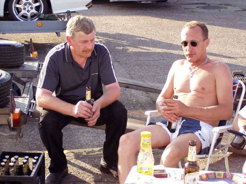 &quot;Frieden&quot; beschlossen - Michael Rauch und Claus Gerlach in Ahlhorn 2003
